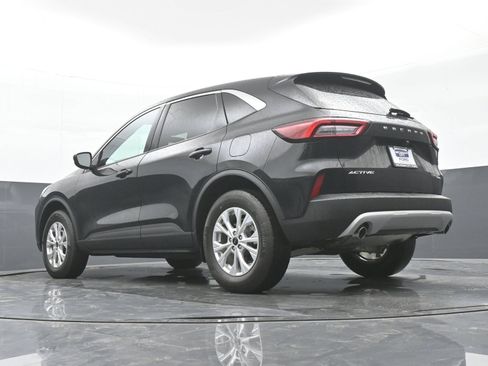 Certified 2024 Ford Escape Active AWD/4WD image 37