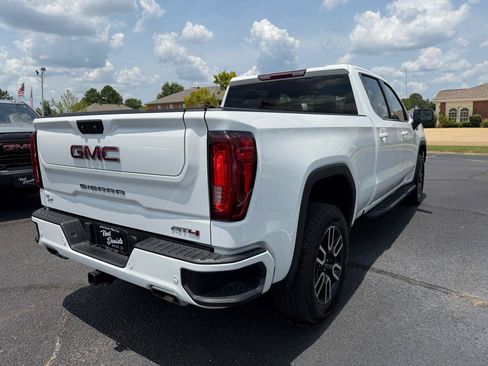 Used 2023 GMC Sierra 1500 AT4 AWD/4WD image 5