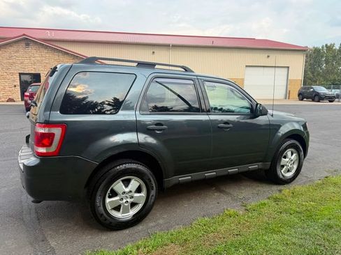 Used 2009 Ford Escape XLT AWD/4WD image 4