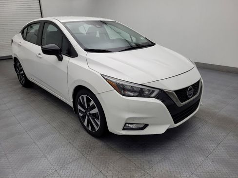 Used 2022 Nissan Versa SR image 13