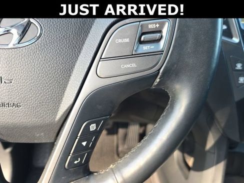Used 2018 Hyundai Santa Fe Sport FWD image 19