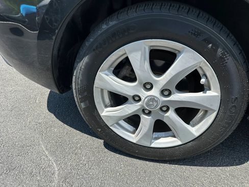 Used 2011 MAZDA MAZDA3 i Touring FWD image 13