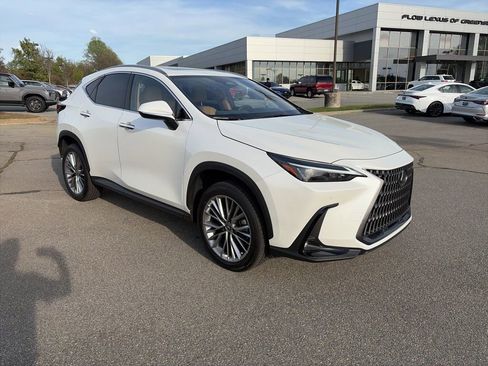 Used 2025 Lexus NX 350h AWD w/ Accessory Package (Z2) image 4