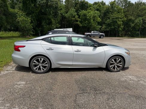 Used 2017 Nissan Maxima 3.5 SV FWD image 8