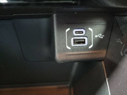 Used 2023 Jeep Compass Sport AWD/4WD image 37