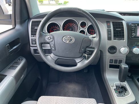 Used 2013 Toyota Tundra 2WD CrewMax w/ SR5 Pkg image 12