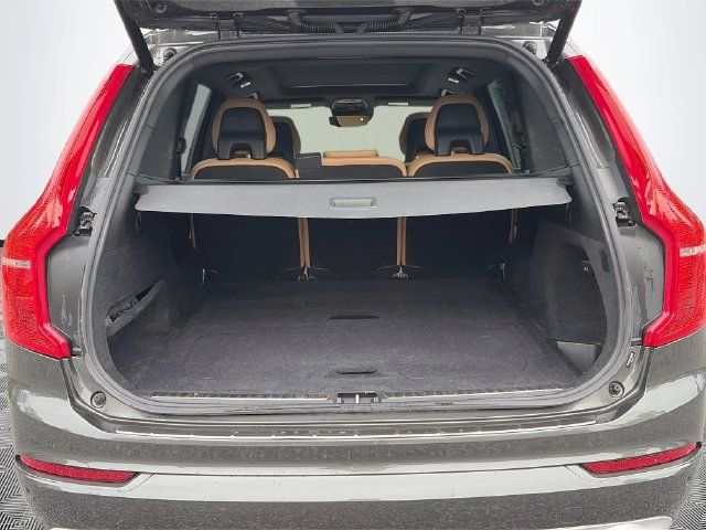 Used 2018 Volvo XC90 T5 Momentum w/ Convenience Package AWD/4WD image 15