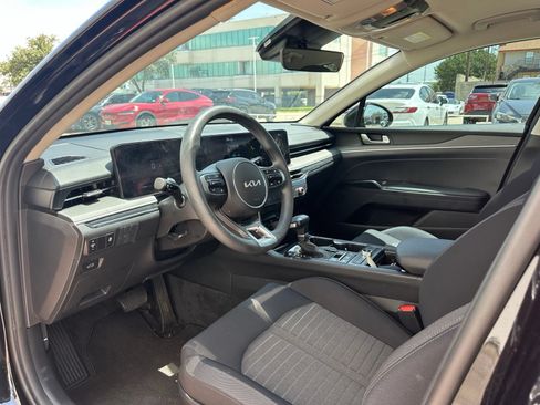 Used 2025 Kia K5 LXS FWD image 12