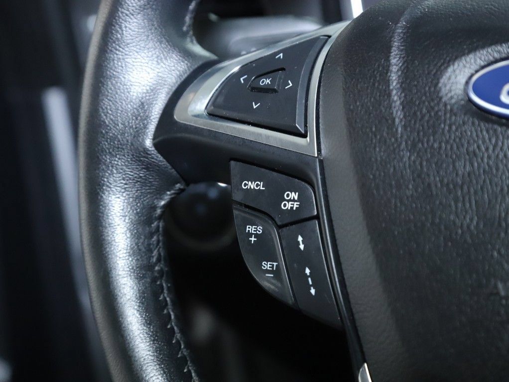 Used 2020 Ford Fusion Titanium FWD image 26