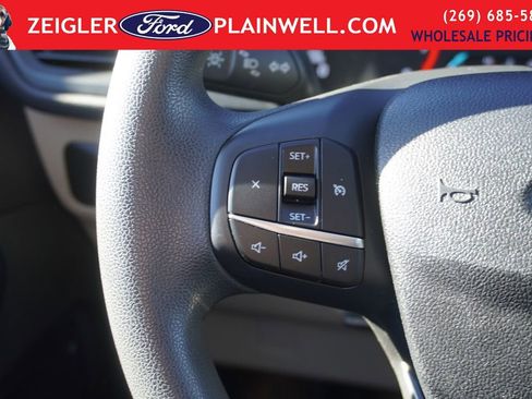 Used 2022 Ford Escape SE image 22