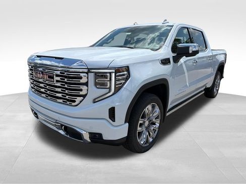 New 2026 GMC Sierra 1500 Denali w/ Denali Reserve Package AWD/4WD image 3