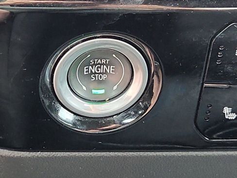 Used 2023 Chevrolet Silverado 1500 LT image 22