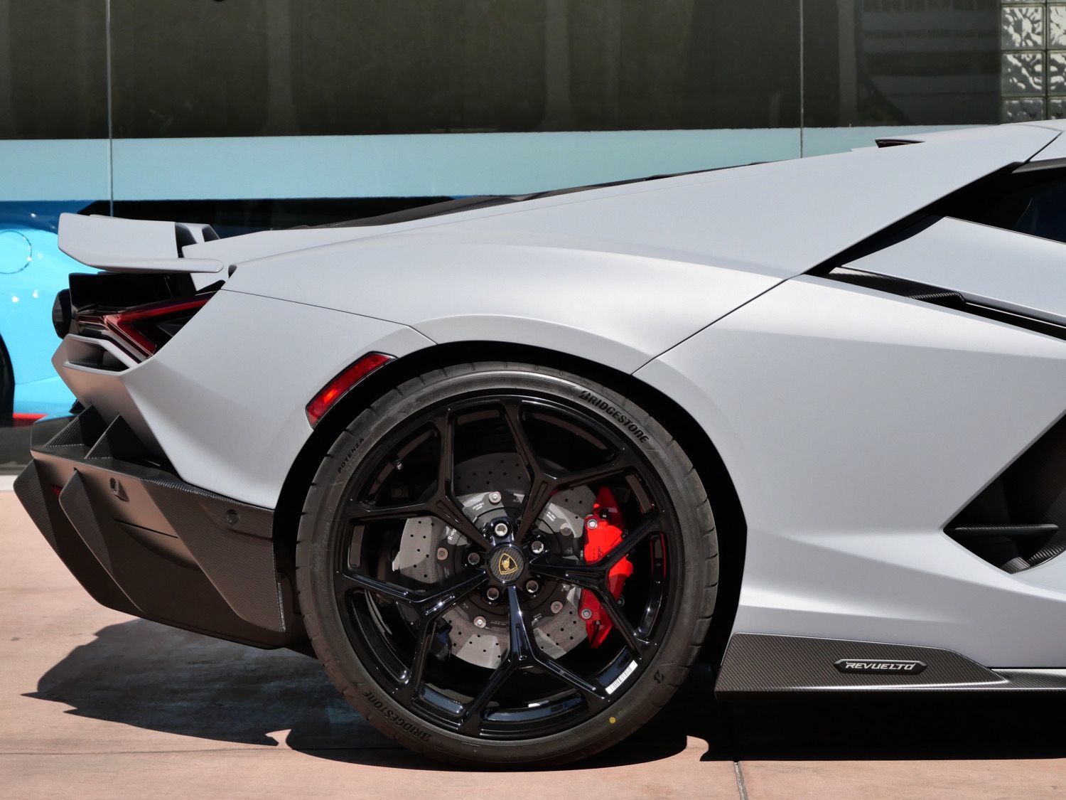 Used 2024 Lamborghini Revuelto AWD/4WD image 21