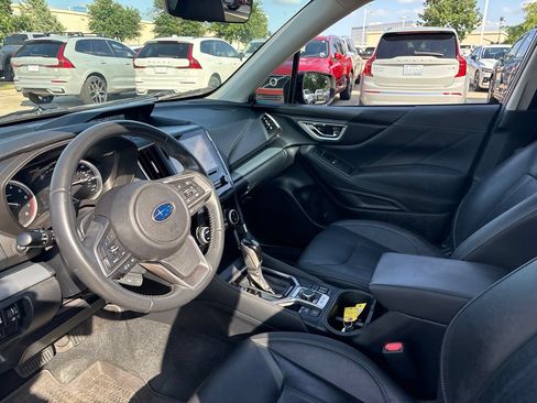 Used 2020 Subaru Forester Limited w/ Popular Package #3 AWD/4WD image 18