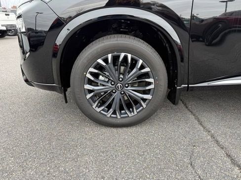 New 2026 Nissan Rogue Platinum w/ Platinum Premium Package image 9