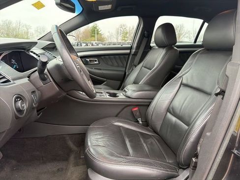 Used 2018 Ford Taurus SEL image 22