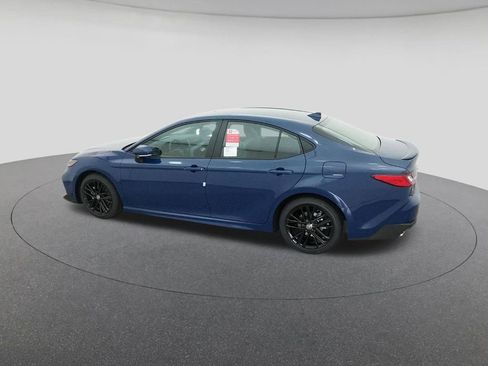 New 2026 Toyota Camry SE image 4