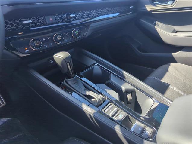 Used 2024 Honda Accord Sport image 15