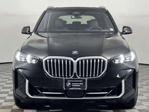 Used 2025 BMW X5 xDrive50e w/ Premium Package AWD/4WD image 6