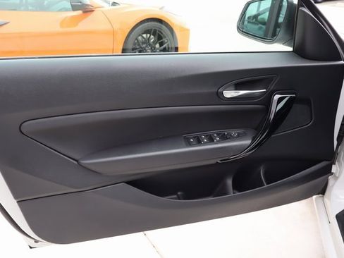 Used 2020 BMW 230i 230i w/ Convenience Package image 24