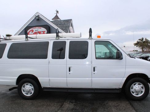 Used 2003 Ford E-350 and Econoline 350 XL RWD image 14