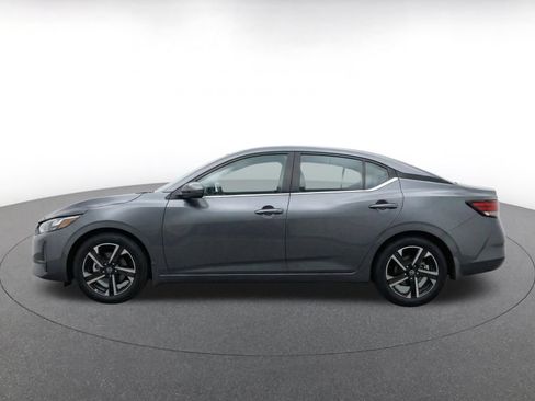 Used 2025 Nissan Sentra SV FWD image 4