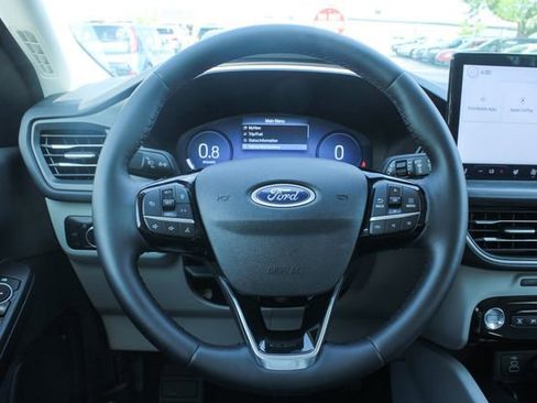 Used 2024 Ford Escape Platinum w/ Class II Trailer Tow Package AWD/4WD image 25