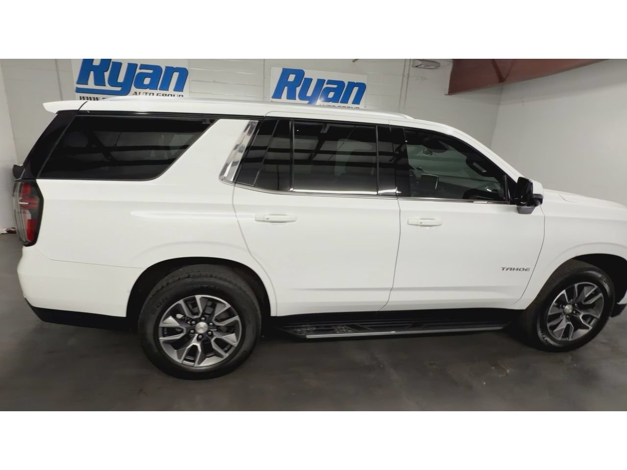 Certified 2023 Chevrolet Tahoe LT w/ LT Signature Package RWD image 9