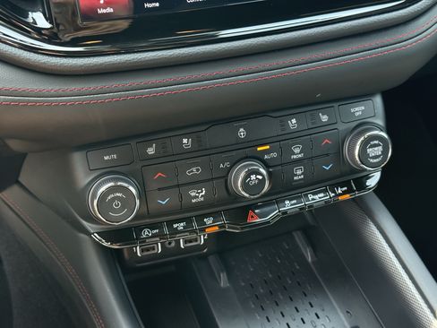 Used 2026 Dodge Durango GT AWD/4WD image 22