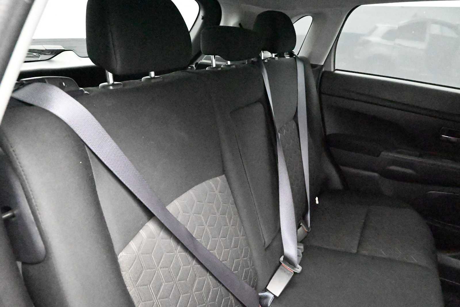 Used 2025 Mitsubishi Outlander Sport ES AWD/4WD image 26