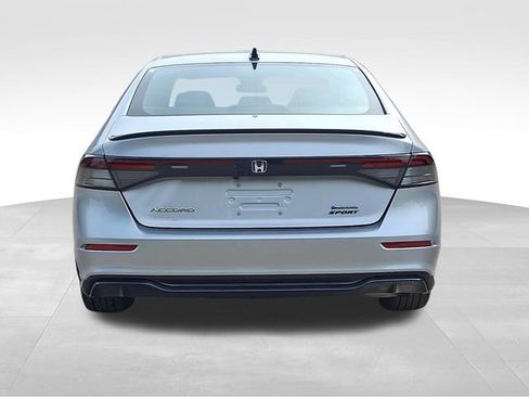 Used 2023 Honda Accord Sport image 6