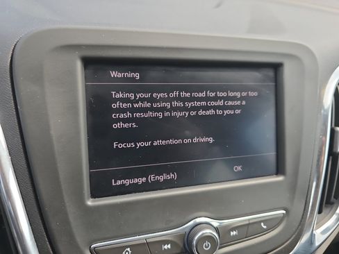 Used 2024 Chevrolet Equinox LS w/ Driver Confidence II Package FWD image 23