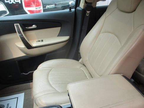 Used 2011 GMC Acadia Denali AWD/4WD image 13