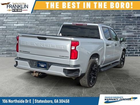 Used 2022 Chevrolet Silverado 1500 Custom w/ LPO, Blackout Package RWD image 6