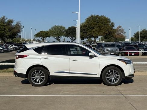 Used 2024 Acura RDX w/ Technology Package AWD/4WD image 3