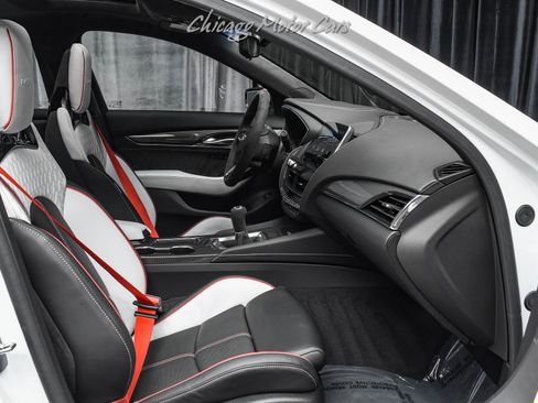 Used 2024 Cadillac CT5 V Blackwing w/ LPO, Blue Accent Package image 28