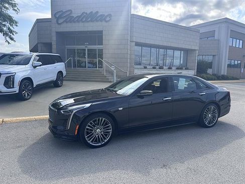 Used 2019 Cadillac CT6 Sport w/ Active Chassis Package 20" AWD/4WD image 2