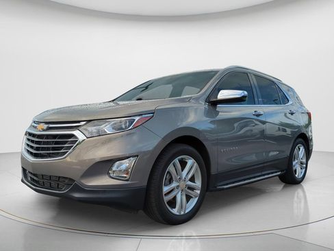 Used 2018 Chevrolet Equinox Premier FWD image 1