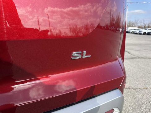 Used 2023 Nissan Pathfinder SL image 5