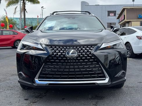 Used 2024 Lexus UX 250h FWD w/ Premium Package image 5