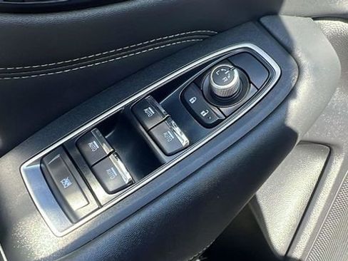 Used 2020 Subaru Outback Limited AWD/4WD image 10