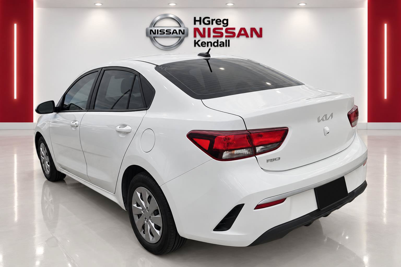 Used 2023 Kia Rio LX FWD image 2
