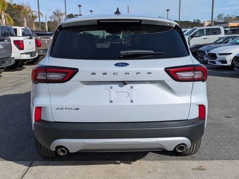 New 2026 Ford Escape Active image 5