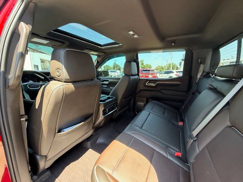 Used 2024 GMC Sierra 1500 Denali w/ Denali Reserve Package AWD/4WD image 24