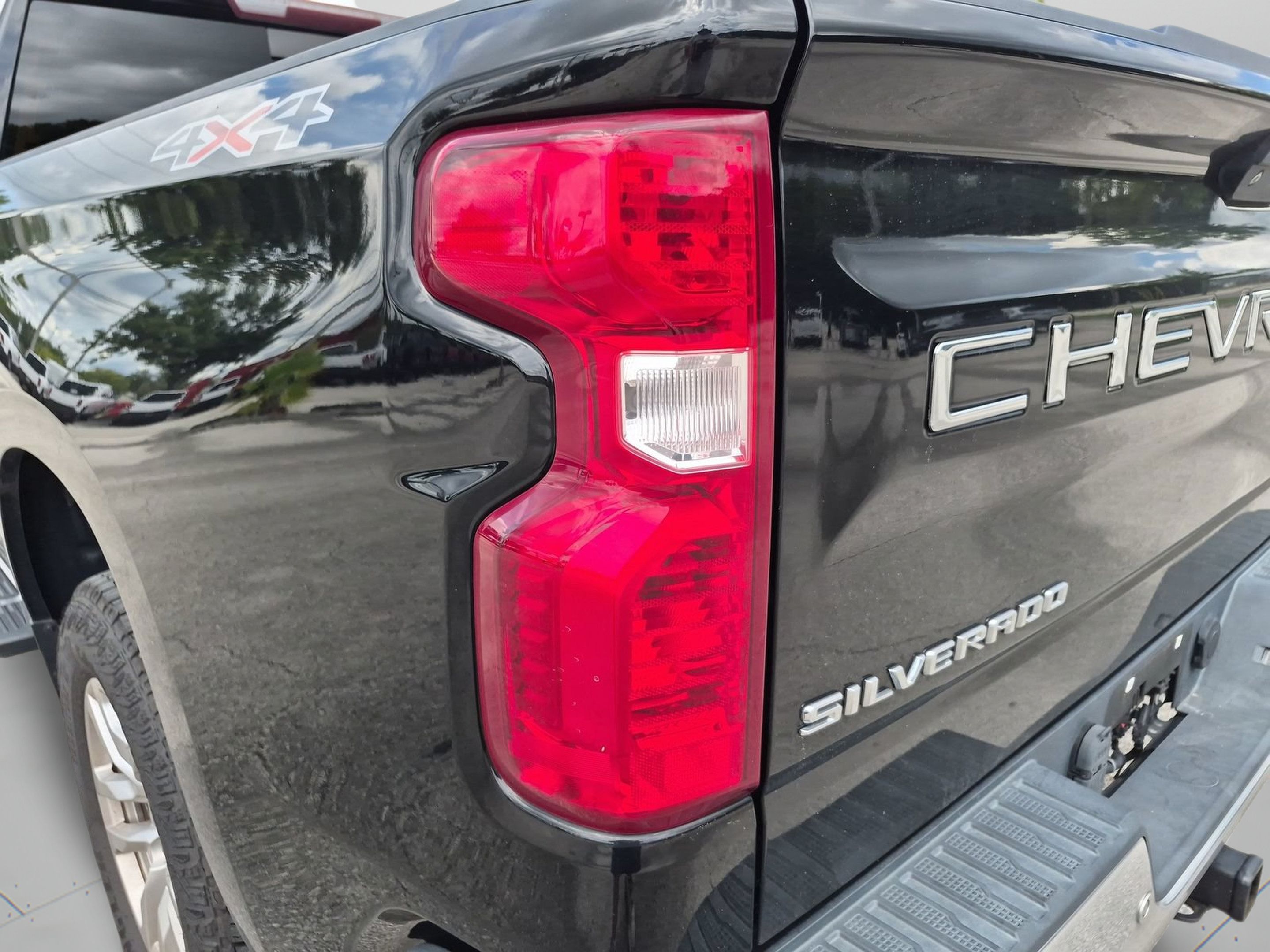 Used 2019 Chevrolet Silverado 1500 LT w/ All-Star Edition AWD/4WD image 31