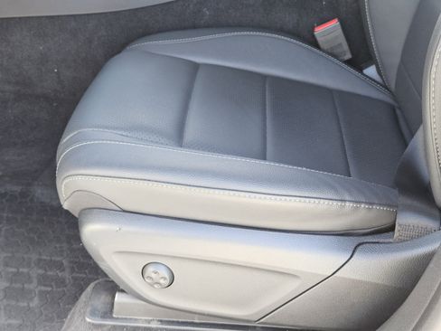 Certified 2025 Mercedes-Benz GLE 350 4MATIC image 25