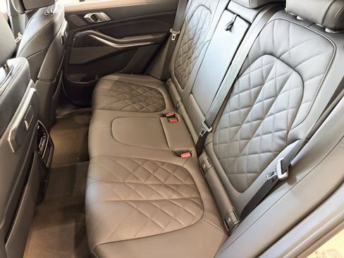 Used 2026 BMW X5 M60i w/ Climate Comfort Package AWD/4WD image 15