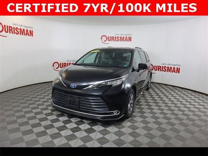 Used 2023 Toyota Sienna XLE