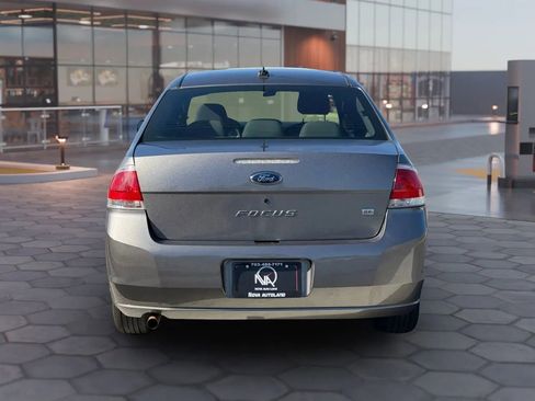 Used 2009 Ford Focus SE image 6