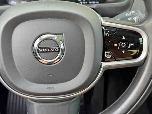Used 2020 Volvo XC90 T8 Momentum w/ Protection Package Premier AWD/4WD image 23